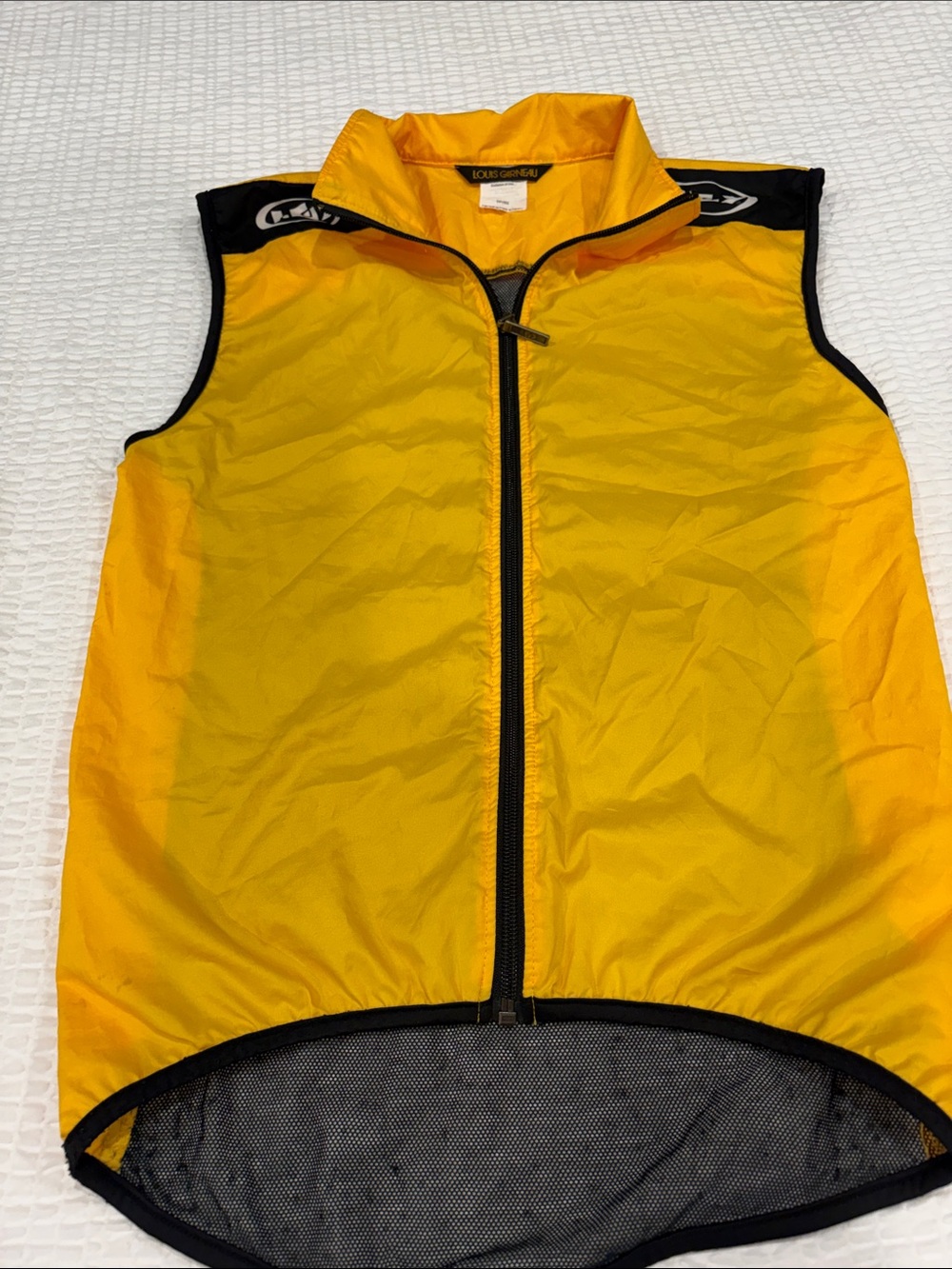 Louis Garneau Yellow Cycling/Running  Vest with Black Trim
Size XS